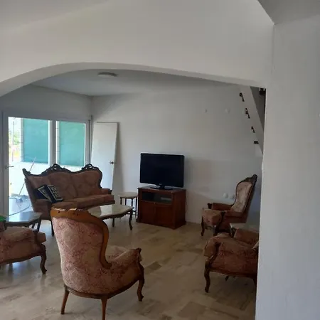 Masal 4 1 Salon Villa Cesme
